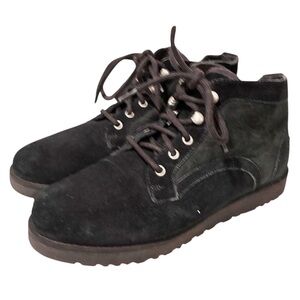 UGG Women’s Bethany Black Suede Lace Up Sheepskin Booties SN 1012532 Size 9